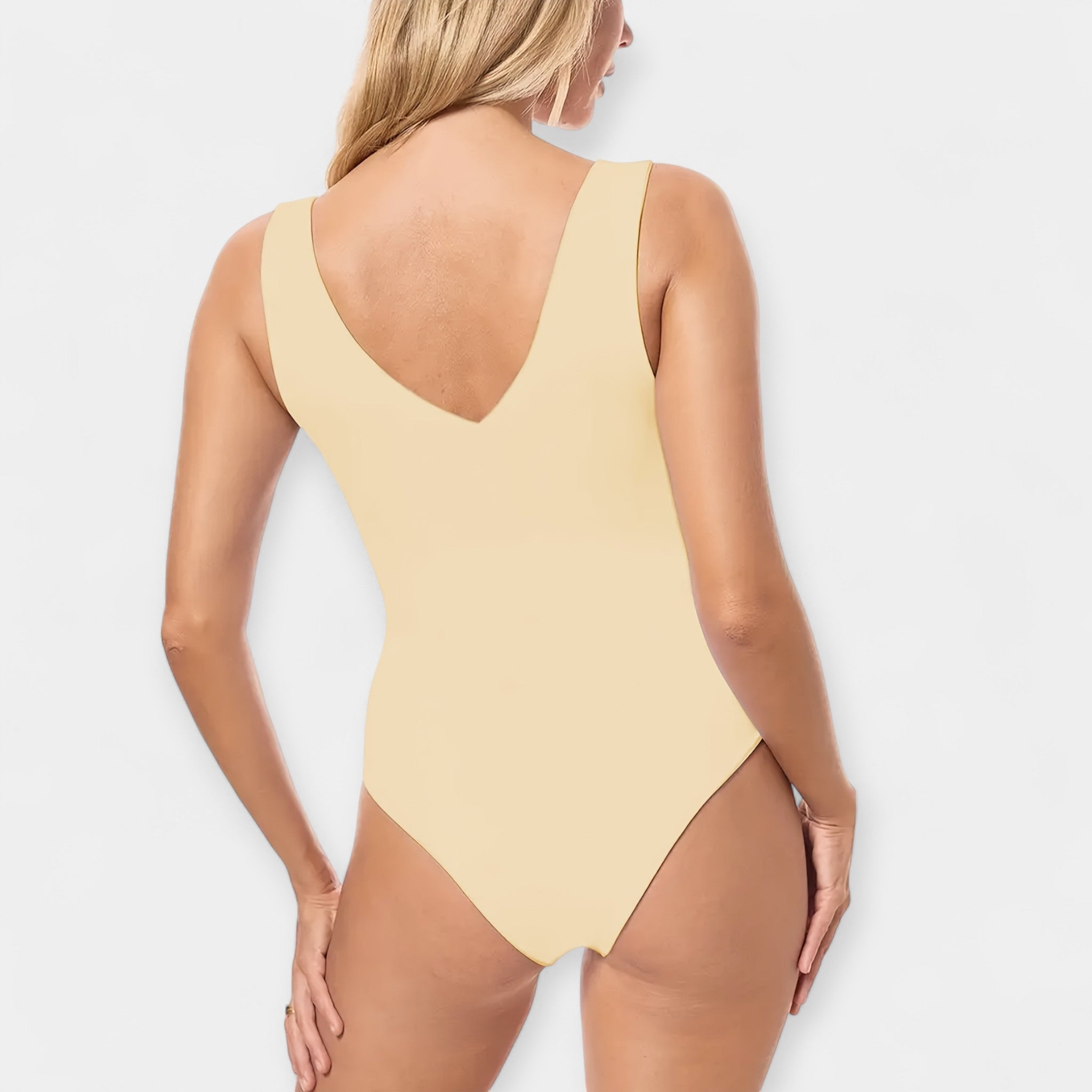 #Color_Beige