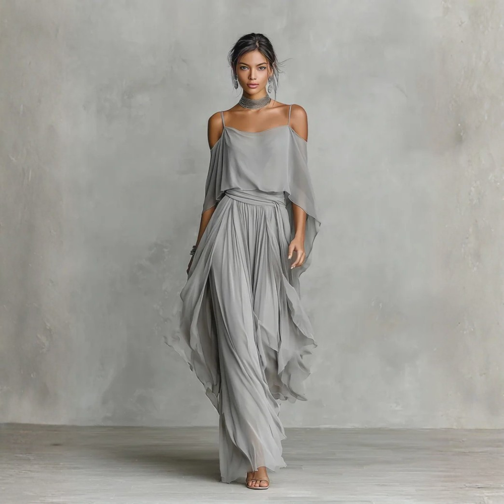 Conjunto de top de tirantes fluidos y pantalón