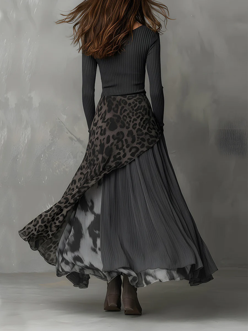 Vestido largo a rayas con estampado de leopardo